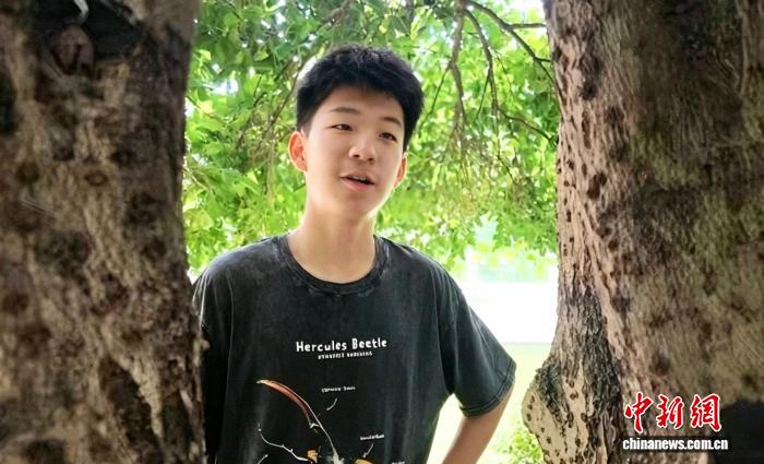娛樂城：浙江宁波少年上演“昆虫记” 九年逐虫觅趣向阳成长